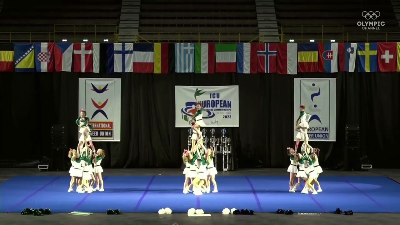 2023 ICU European Youth All Girl Advanced  - Team Norway Charmers Clovers