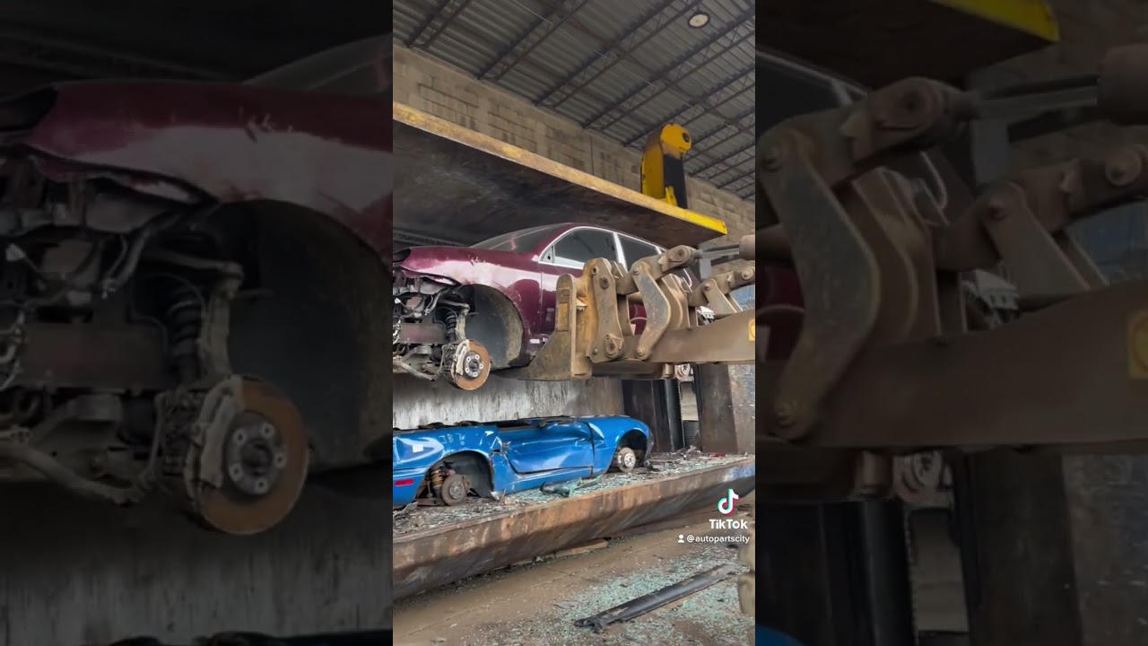 Porsche Cayenne S with a 4.5 V8 - the S stands for SMASHED, at Auto Parts City