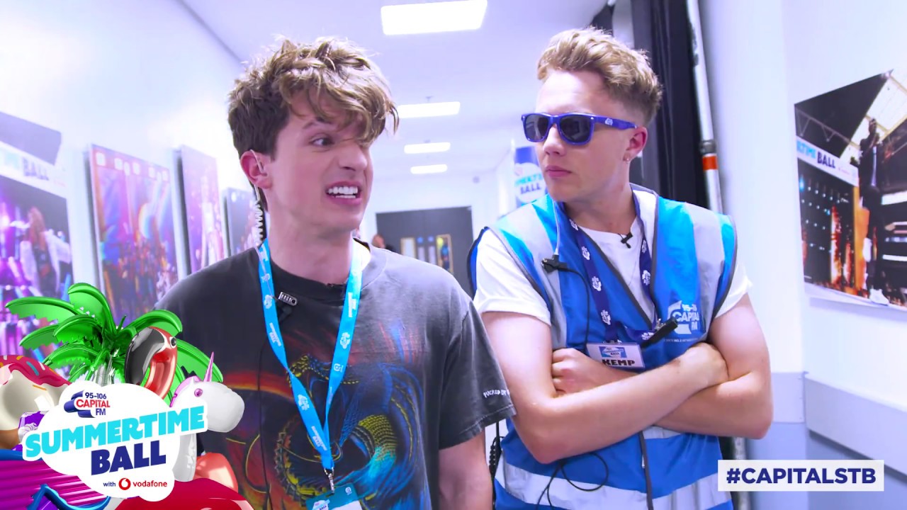 Charlie Puth becomes a runner at #CapitalSTB