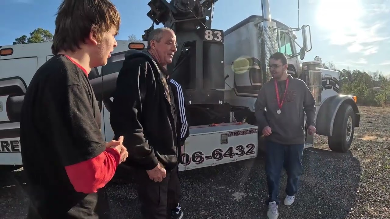 Garey Towing 50 Ton Peterbilt (2015)