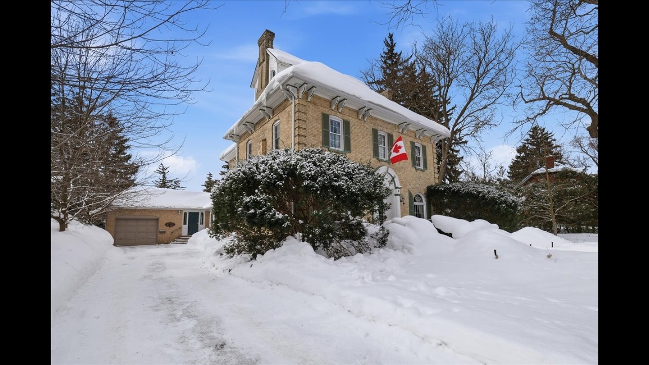 For Sale - 63 Centre St, Stratford