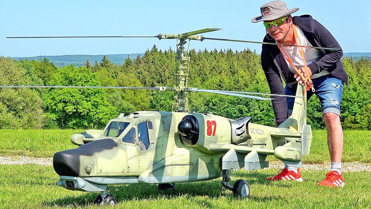 GIANT KAMOV KA-50 BLACK SHARK RC TURBINE HELICOPTER MODEL FLIGHT DEMONSTRATION