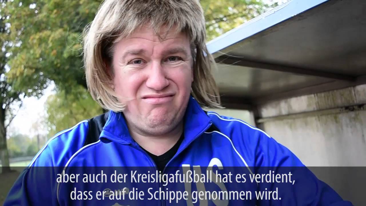 Die Wahrheit is auffem Ascheplatz: Dieser Comedian hat einen Ruhrpott-Trainer im Programm