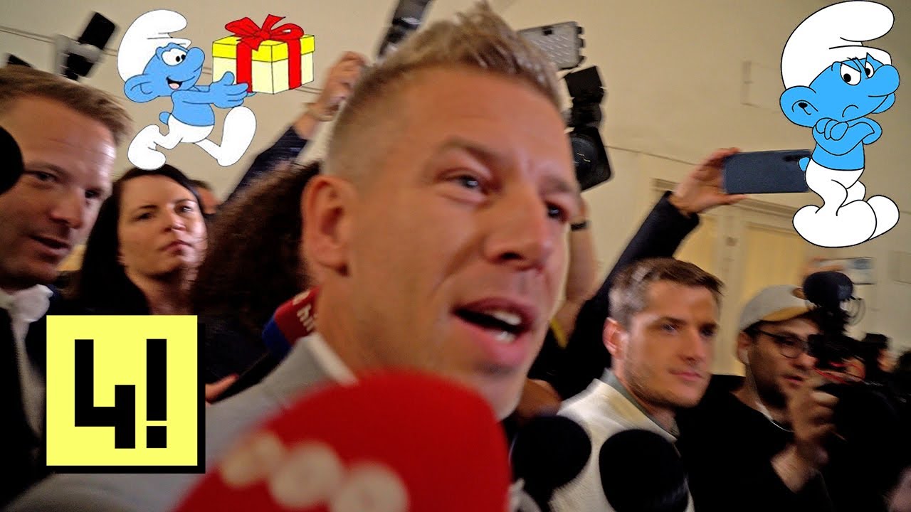 Felrobbant a V&aacute;rosh&aacute;za, amikor Magyar P&eacute;ter &eacute;s a tisz&aacute;sok bevonultak