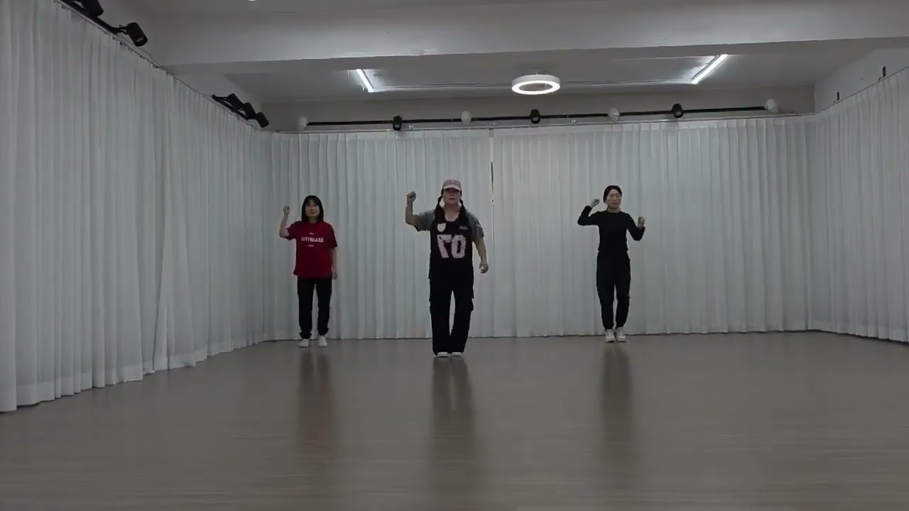 찬양 에어로빅 (창작안무) 온 세상위하여 거울모드
