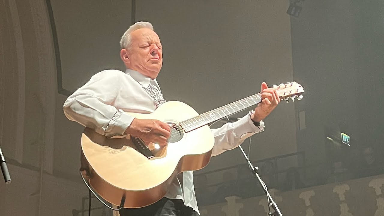 Tommy Emmanuel Live in London 2024