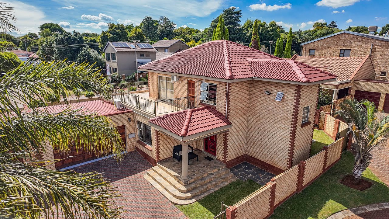3 Bedroom For Sale - Eldoraigne