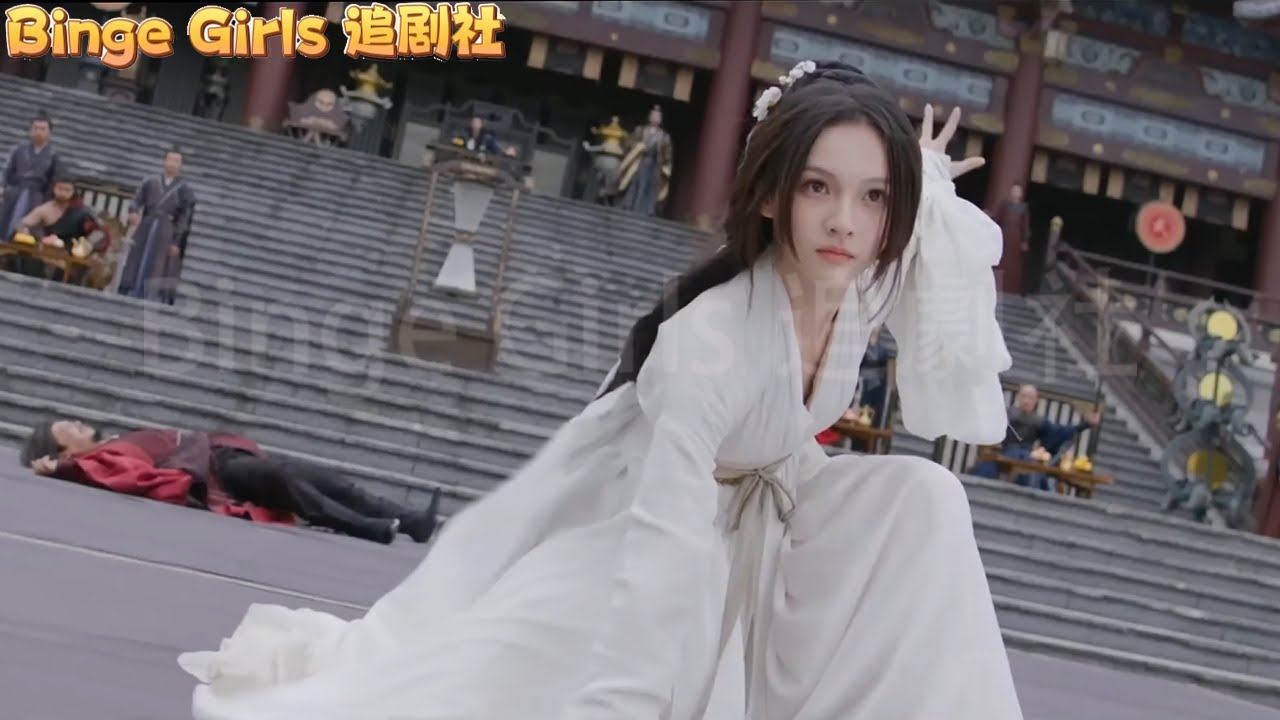 仇人挑釁女孩，未婚夫摸了一下右手，她修為突破，輕鬆復仇！#欲求#爱情#甜寵 #复仇#Binge Girls 追劇社
