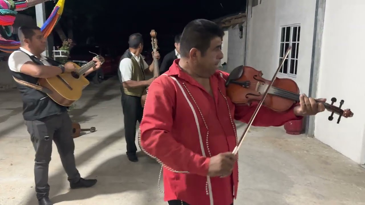 Ilobasco y el grupo los Ramírez