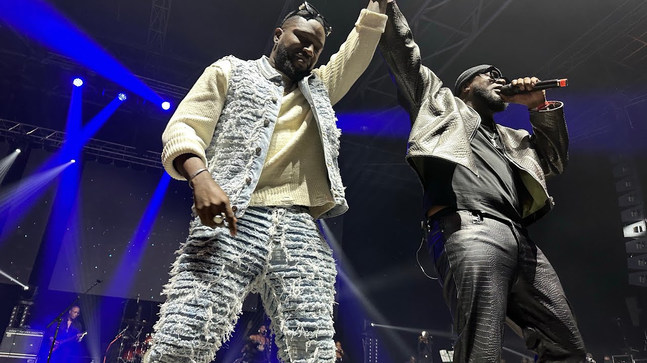 Nu look au zenith: (le film complet des evenements)