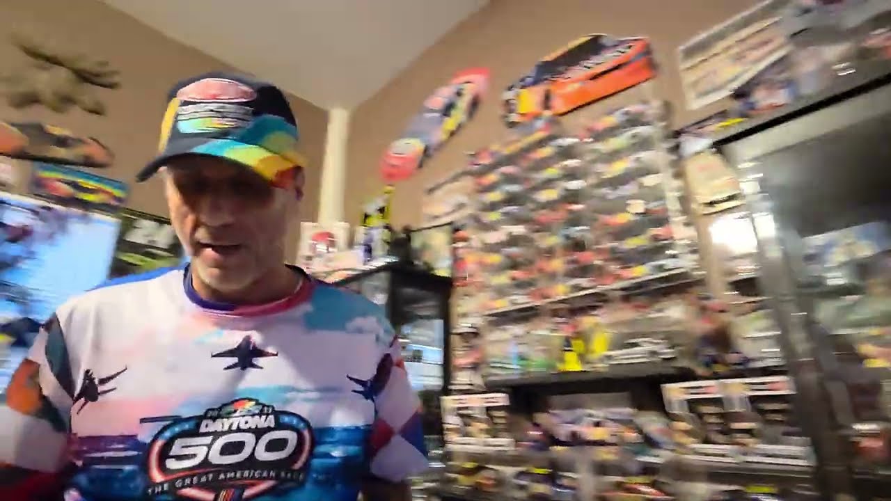 UNVEILING ANOTHER NEW JEFF GORDON 1999 1/18 SCALE DIECAST!!!