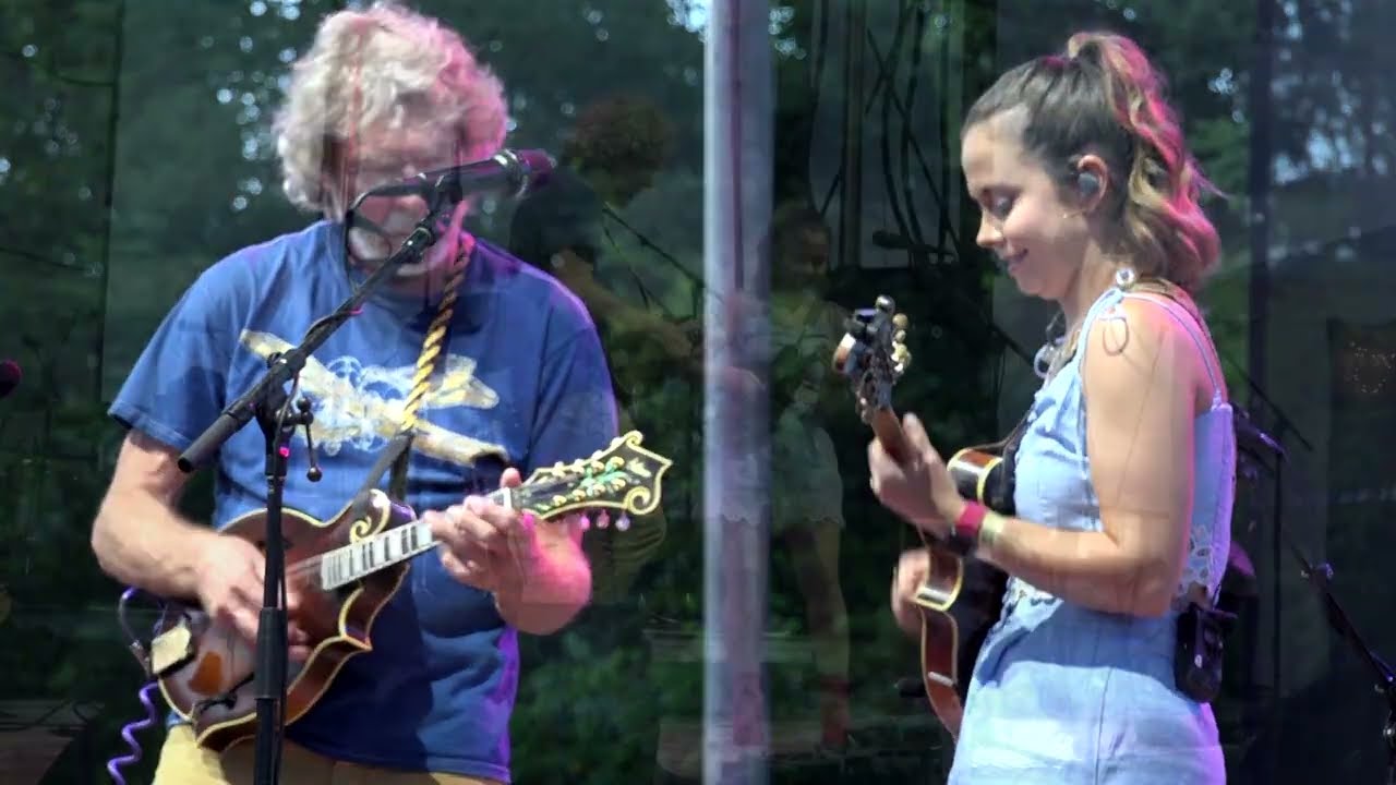 Sierra Hull & Sam Bush 