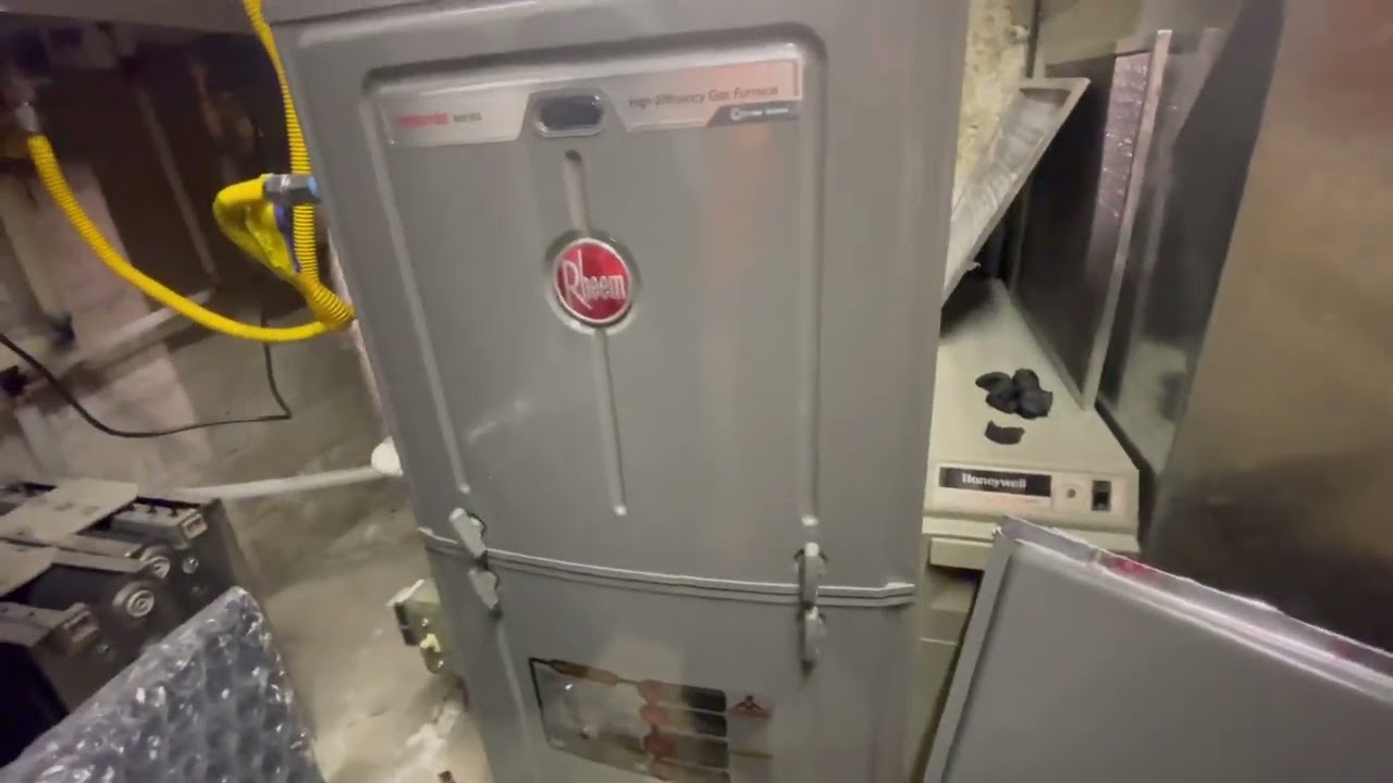 Как отрегулировать скорость вентилятора в печи с регулируемой скоростью Rheem