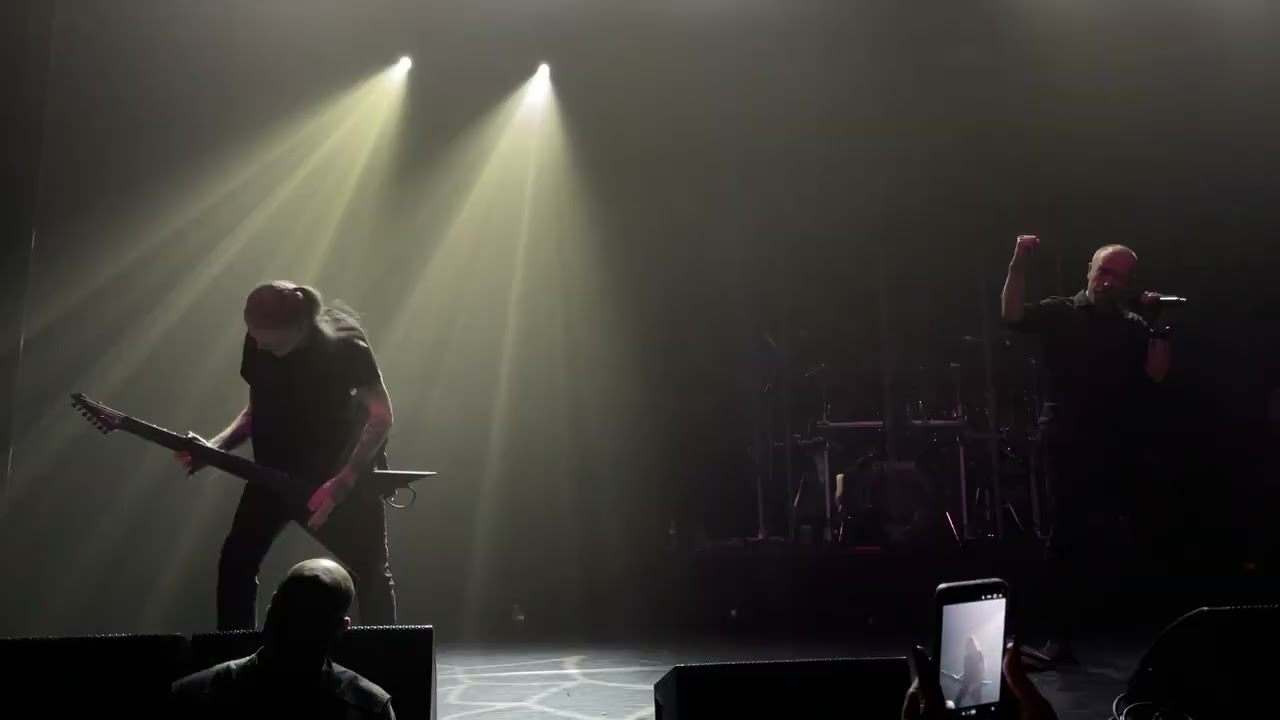 Paradise Lost - Silence Like the Grave (Elysée Montmartre, Paris, France, 21-10-2025) Live HD