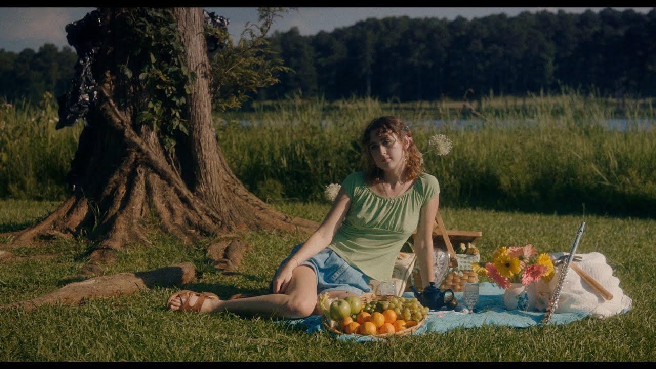 Twelve25 - Bugspray (Official Music Video)