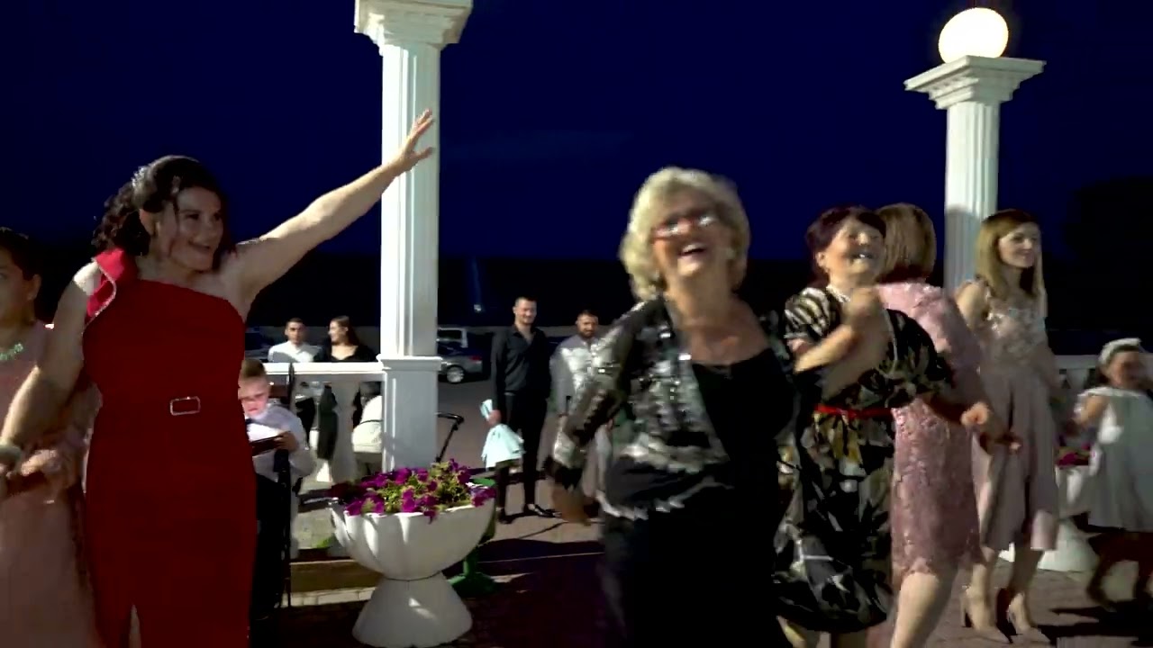 Nuntă de la Slobozia Mare! Încălzirea! Formația lui Furnică!