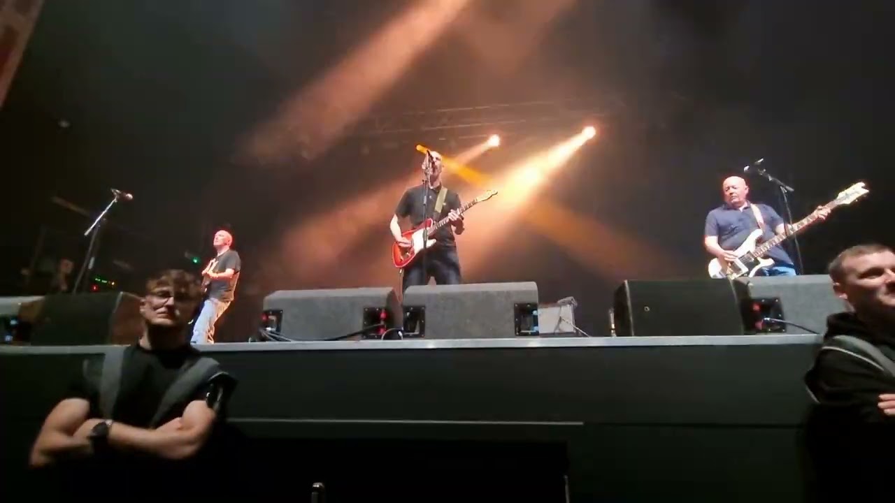 Half Man Half Biscuit Live - Jack's Been to the National - Glasgow 2025