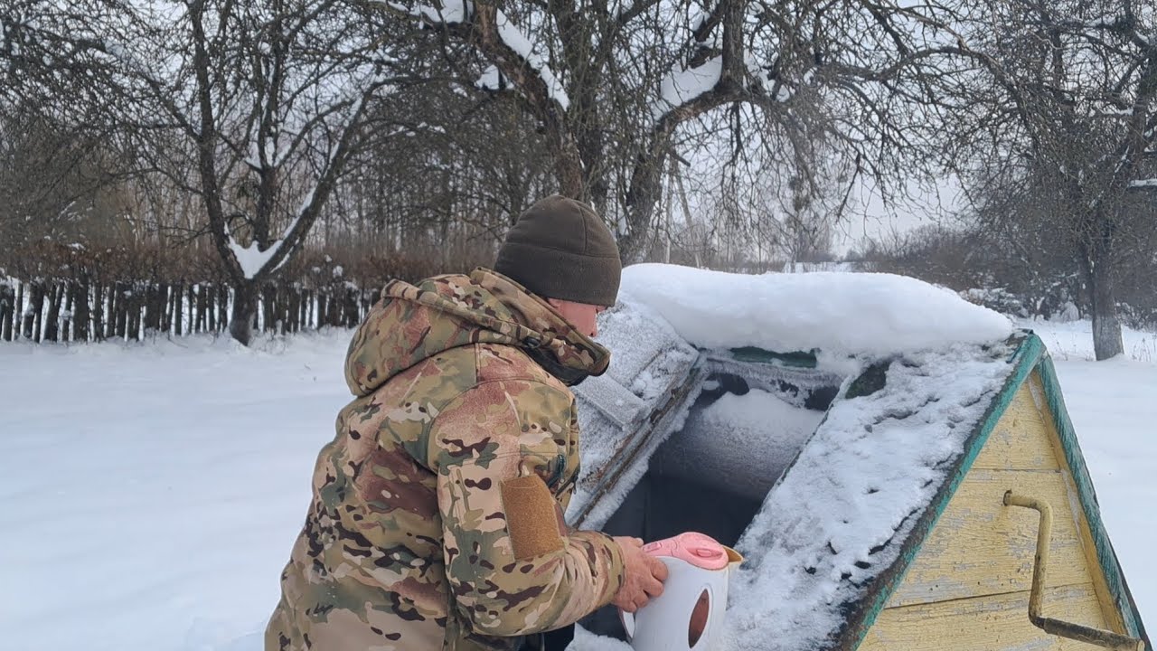 Замерзла труба у колодезі, намагаюся відігріти. 