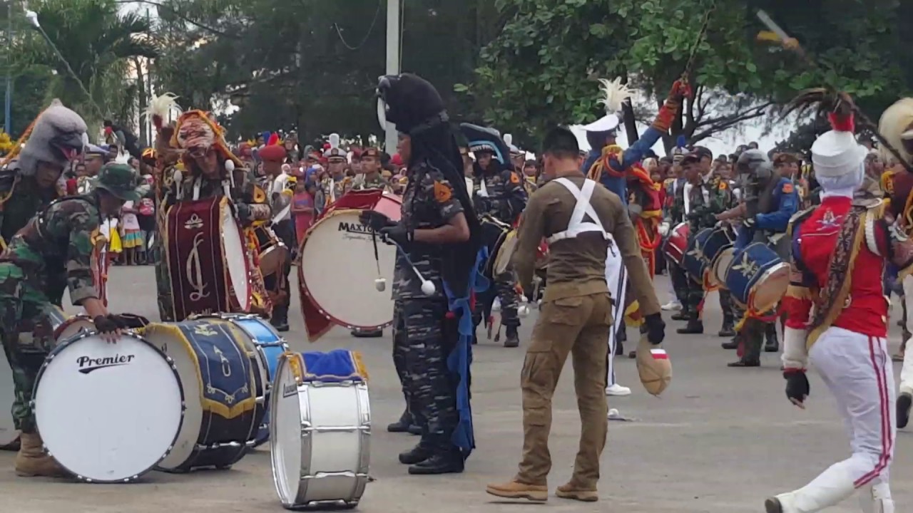Latsitarda babel tahun 2016 drumband gabungn (IPDN, AKPOL, AKMIL, AAL dan AAU)
