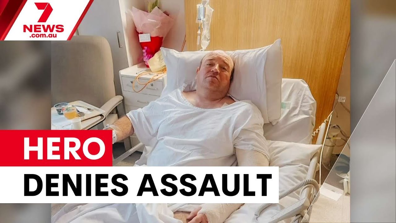 Герой Бонди отрицает обвинения в нападении | 7NEWS