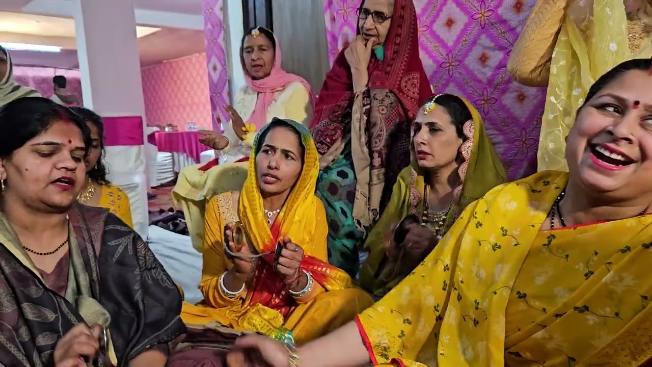 बहुत सुन्दर बनी हे #बनो तेरा टिका लाख का रे# बनो तेरी बिन्दीया हे हजारी # बीडीओ वायरल #👌🎉😘🙏