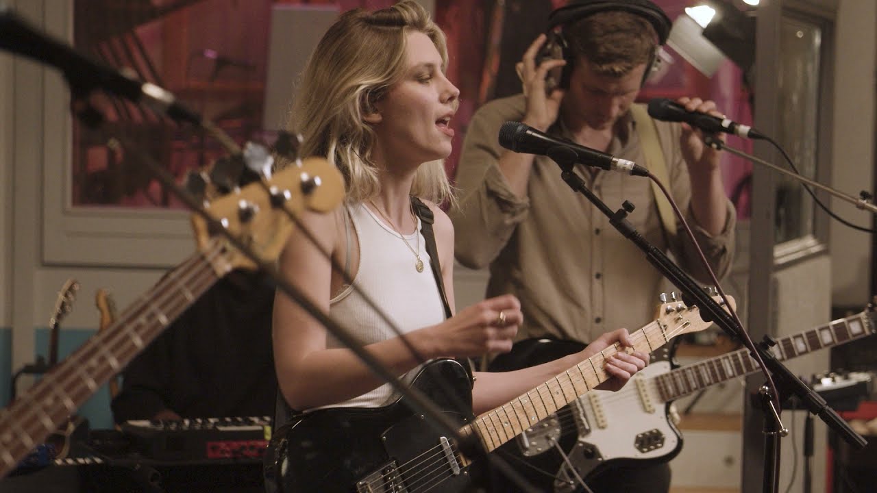 Wolf Alice - How Can I Make It Ok? (Live - The Pool Sessions)