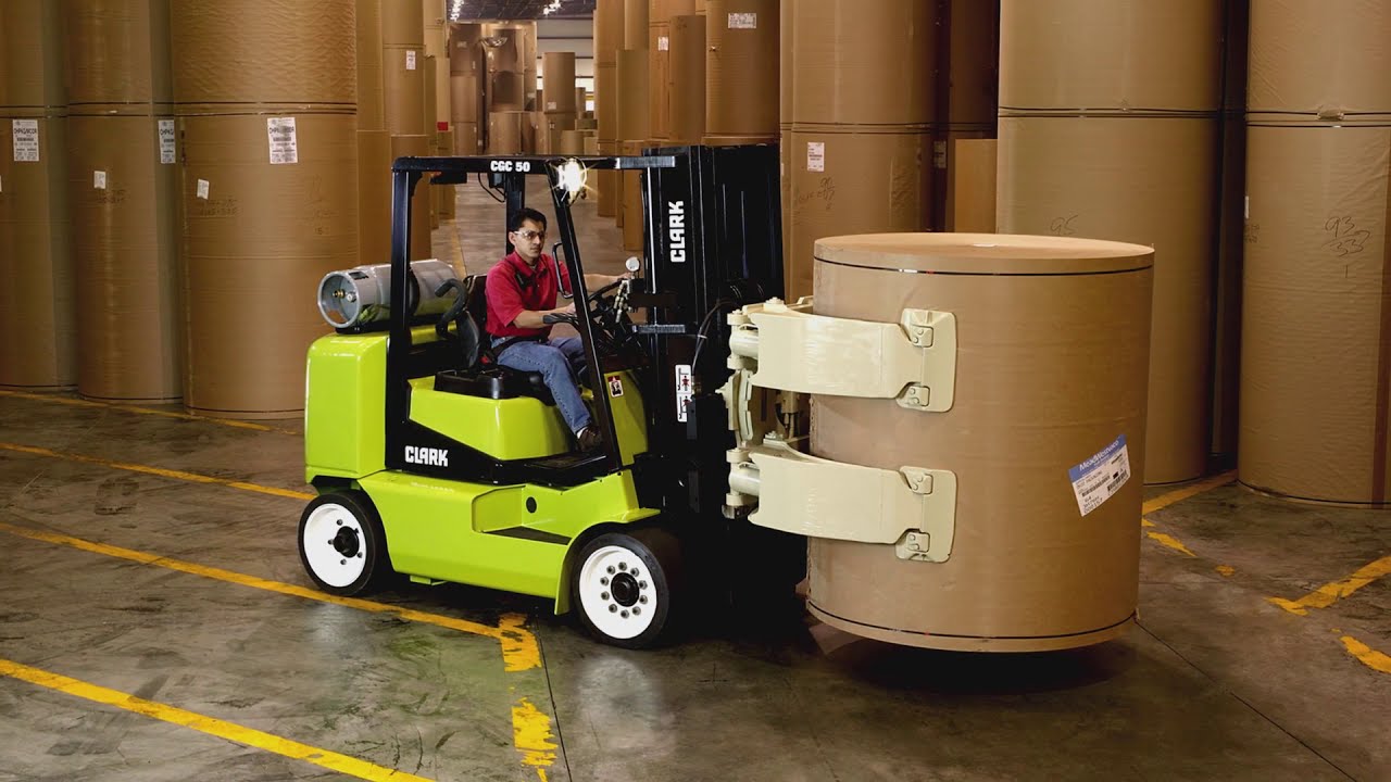 CLARK Forklifts in Qatar