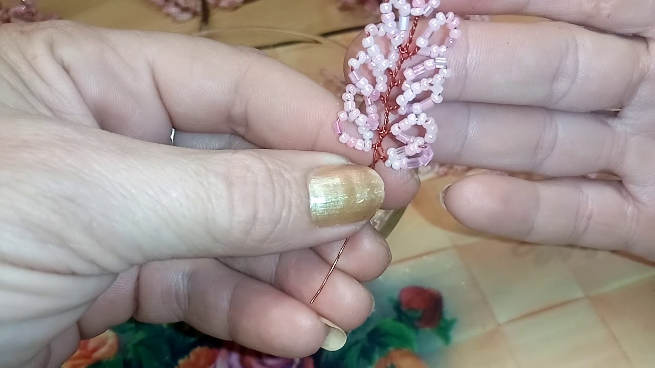 Сакура из бисера.