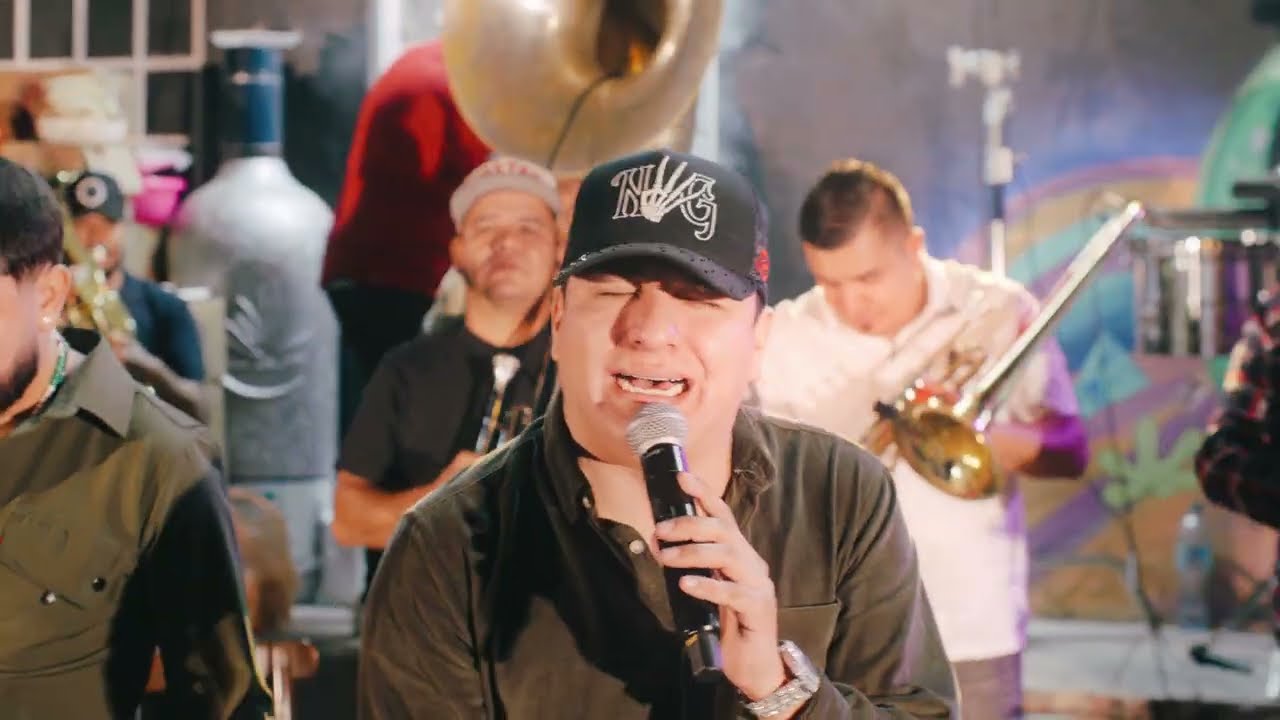 Encerrado En Mi Habitacion - La Incomparable Banda Saucitos ( IBS )
