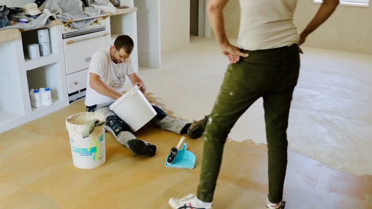 S3A50. Zelf BETON CIRÉ aanbrengen in badkamer en op vloer- Zelf ons droomhuis in Frankrijk verbouwen
