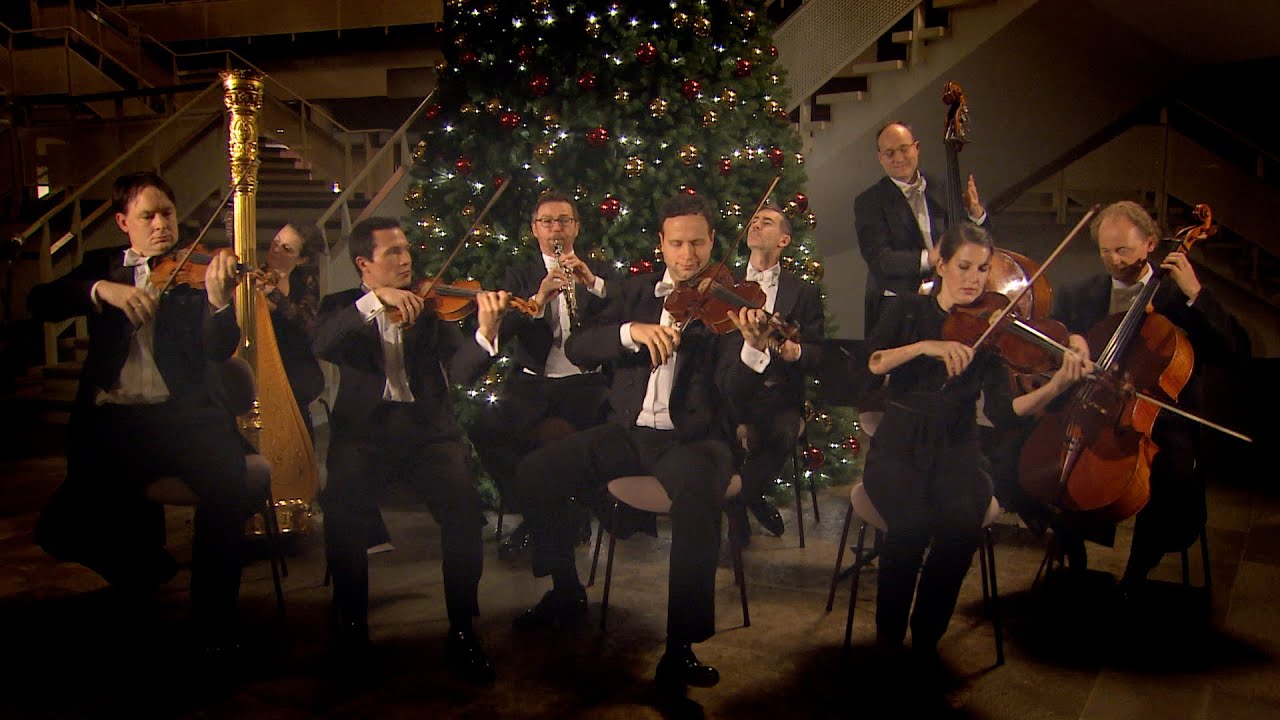 Stille Nacht (Silent Night) / Members of the Berliner Philharmoniker