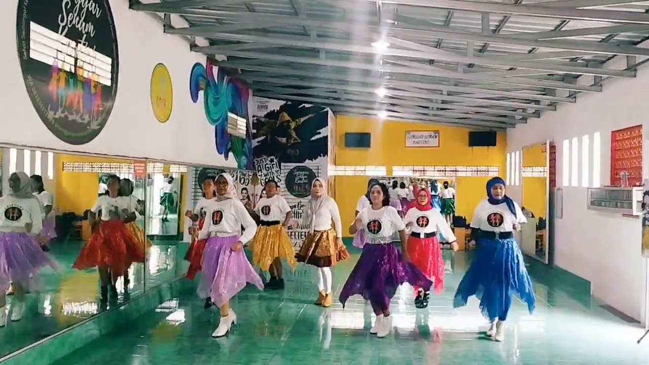 SUNSHINE | Line Dance | Choreo Caecilia M, Fatruan