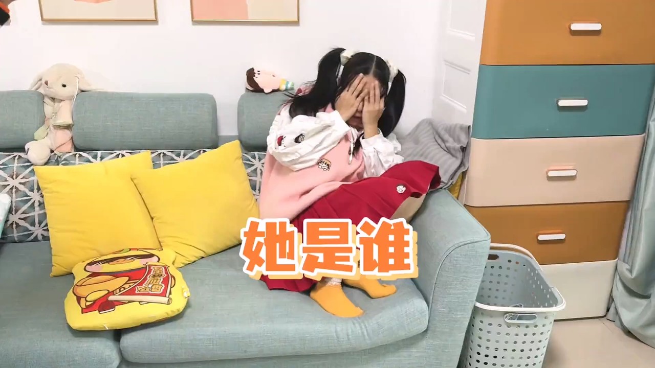 [ENG SUB] 🎉咦，她是呱呱的谁啊？【小花(记录呱呱的幕后)】#校园 #205女生宿舍 #拼豆