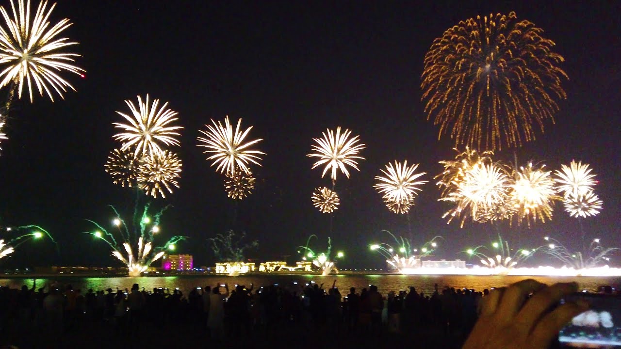 Ras Al Khaimah Fireworks New Year | 4K | World Record Longest Fireworks Display | Happy New Year 🎆