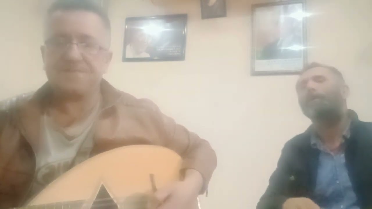 ayoul igavghan tholass la chanson de Farid ferragui interprété par Karim yahi bonne écoute