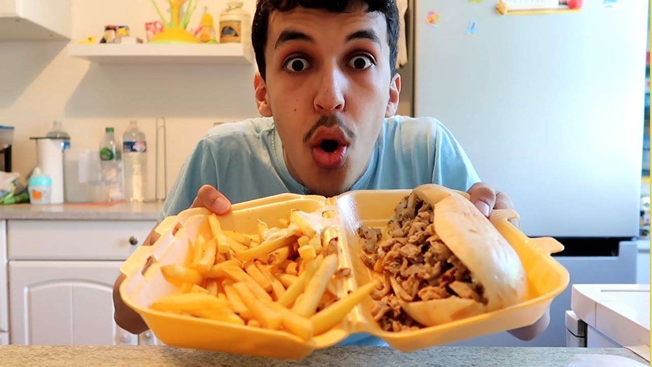 DÉGUSTATION D'UN KEBAB ULTRA BON !
