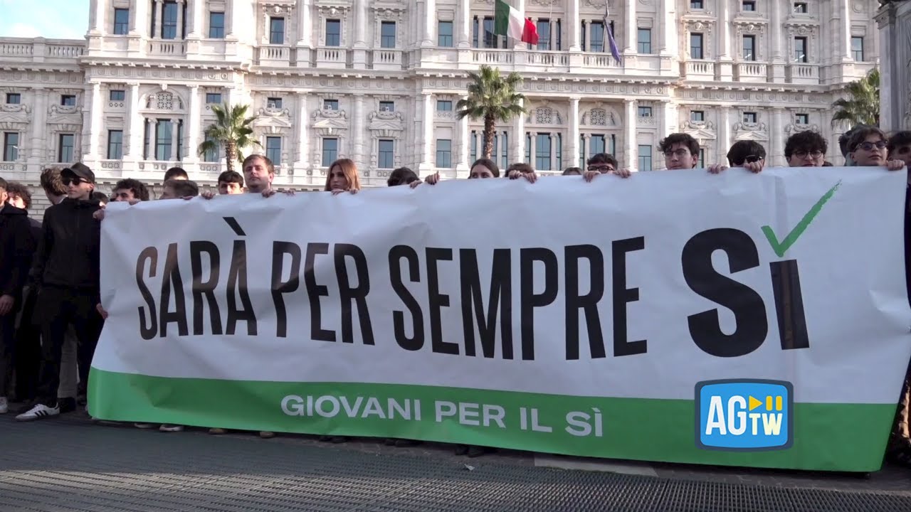 Referendum, i giovani per il S&igrave; citano Sal Da Vinci: &laquo;Ma nessuna appropriazione culturale&raquo;