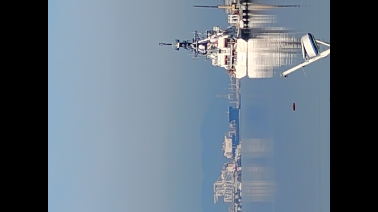 Underwater in the Oakland Estuary 