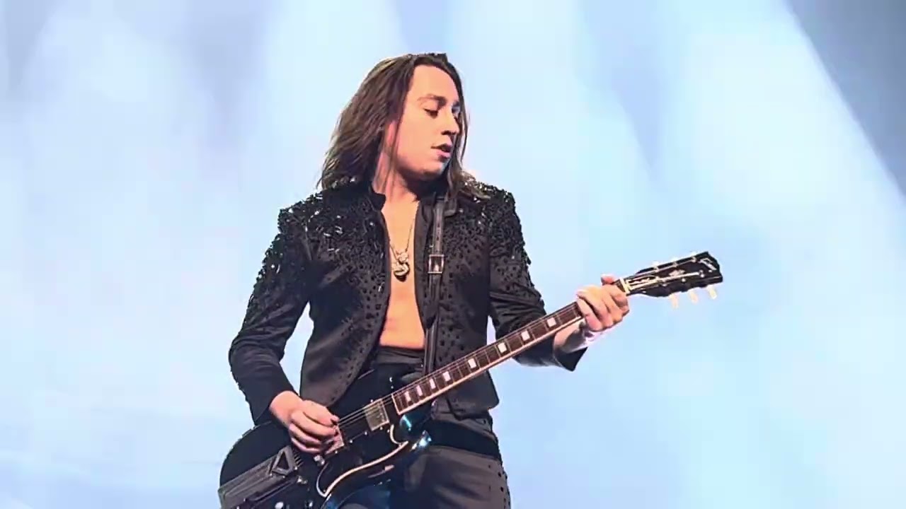 Greta Van Fleet Sep 23/23 Cleveland The Falling Sky