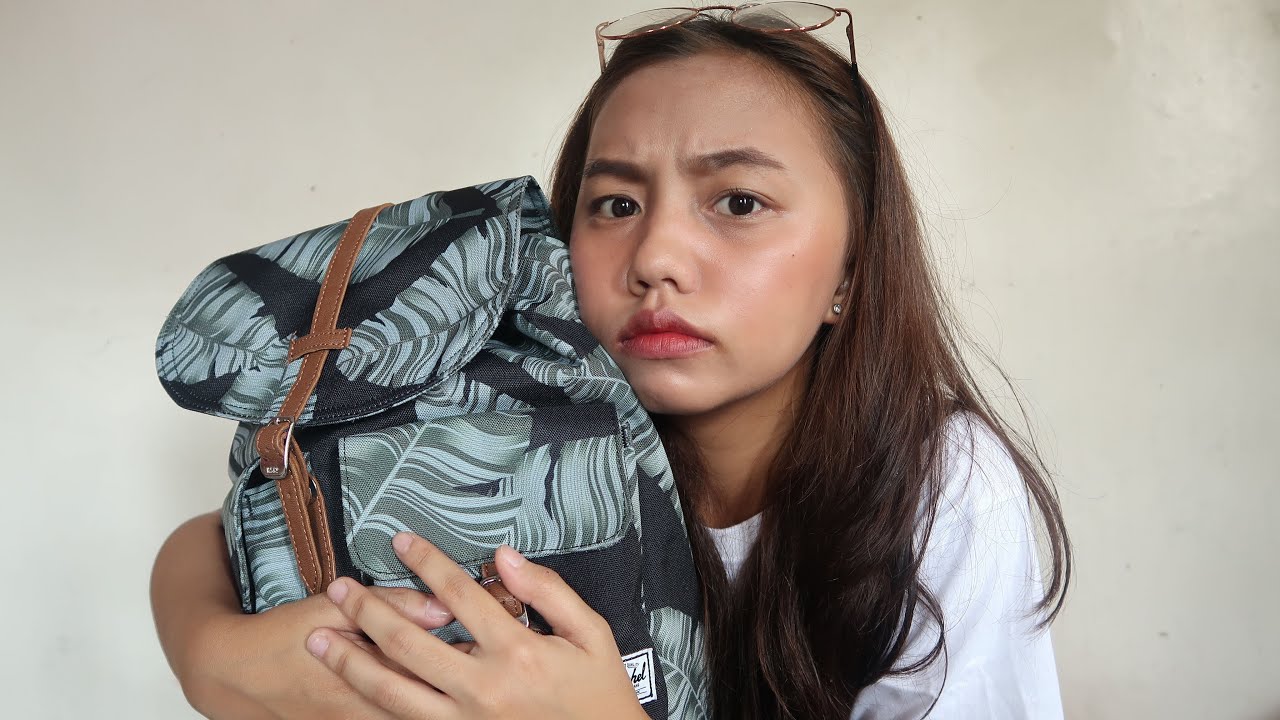 WHAT’S IN MY SCHOOL BAG!! (COLLEGE EDITION ULIT) HEHE