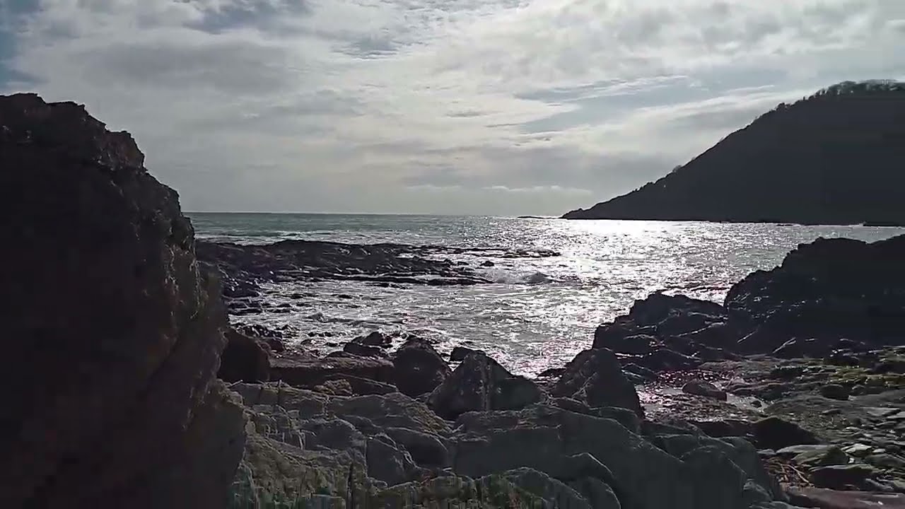 28 February 2026 Historic smugglers Cove, Talland Bay in Cornwall. #cornwall #smuggling #history