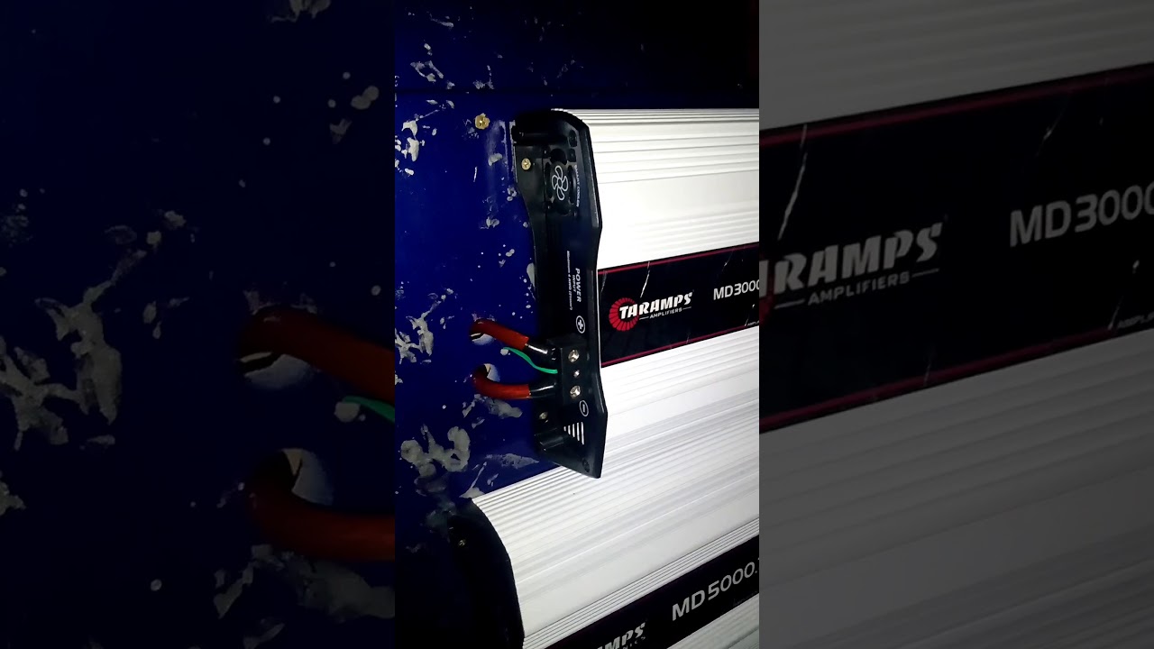 Celta Brab&atilde;o1 Com Graves Hard Power 1750 De 15 e M&eacute;dios de Hard Power 400 de 10 e M&oacute;dulos Taramps !
