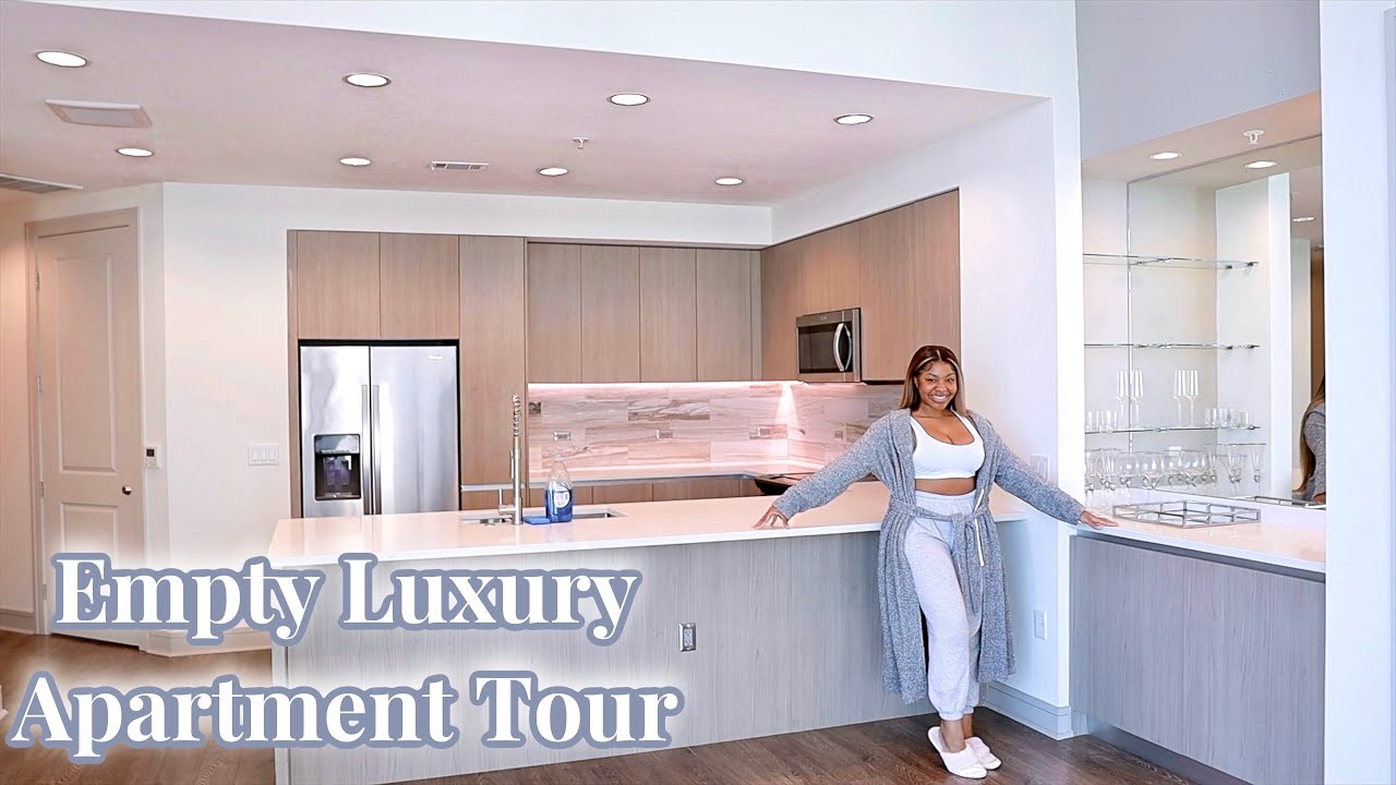 VLOGMAS One: My New Empty Luxury Apartment Tour! ❤️ Houston TX