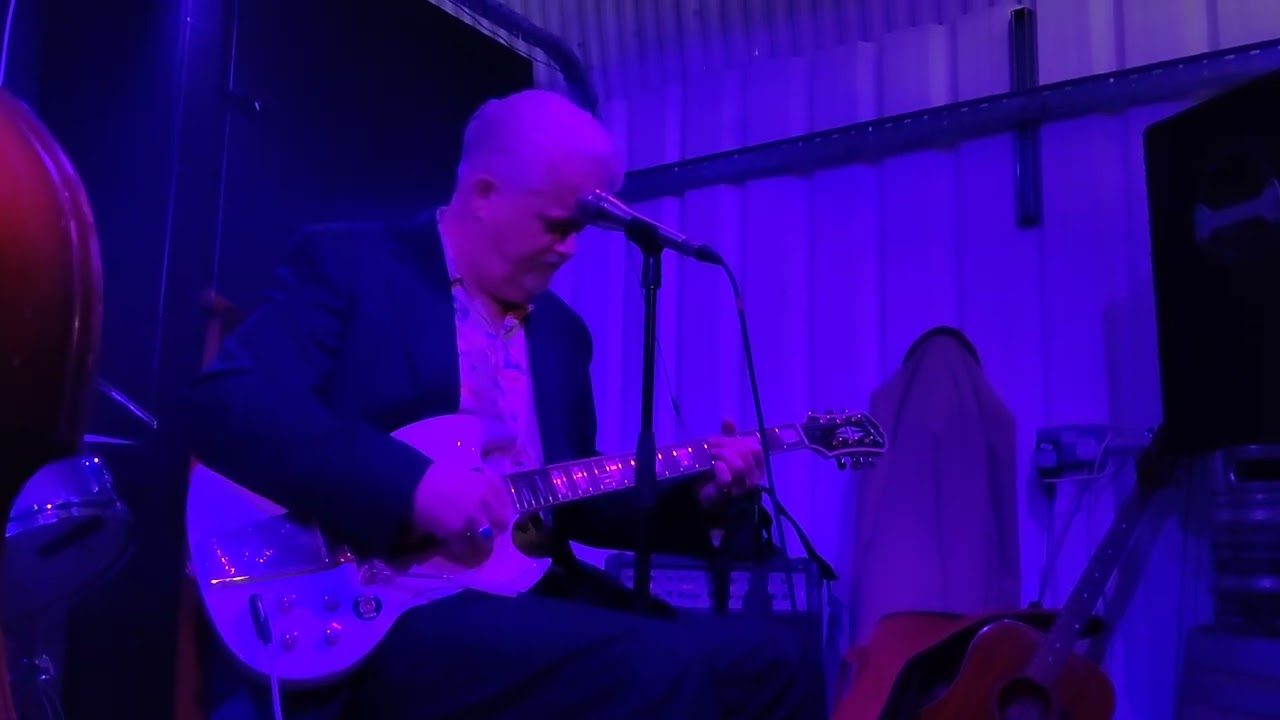 Big Joe Louis & Francesca Shaw live at the Outpost - 2