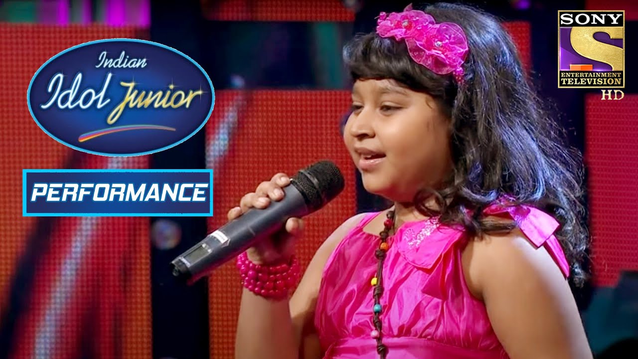 Sonakshi Recieves A Standing Ovation | Indian Idol Junior