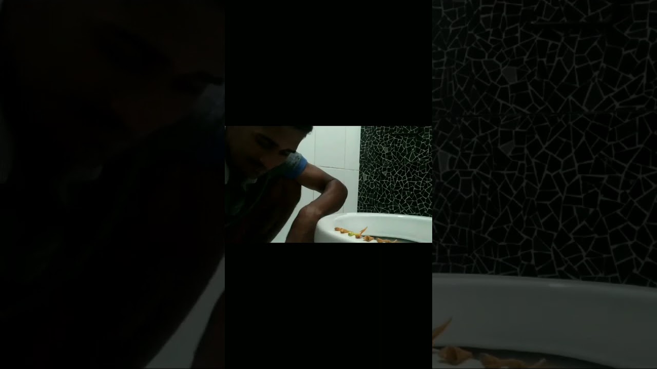 COM9 FAZER UMA PEGADINA COM ALGU&Eacute;M