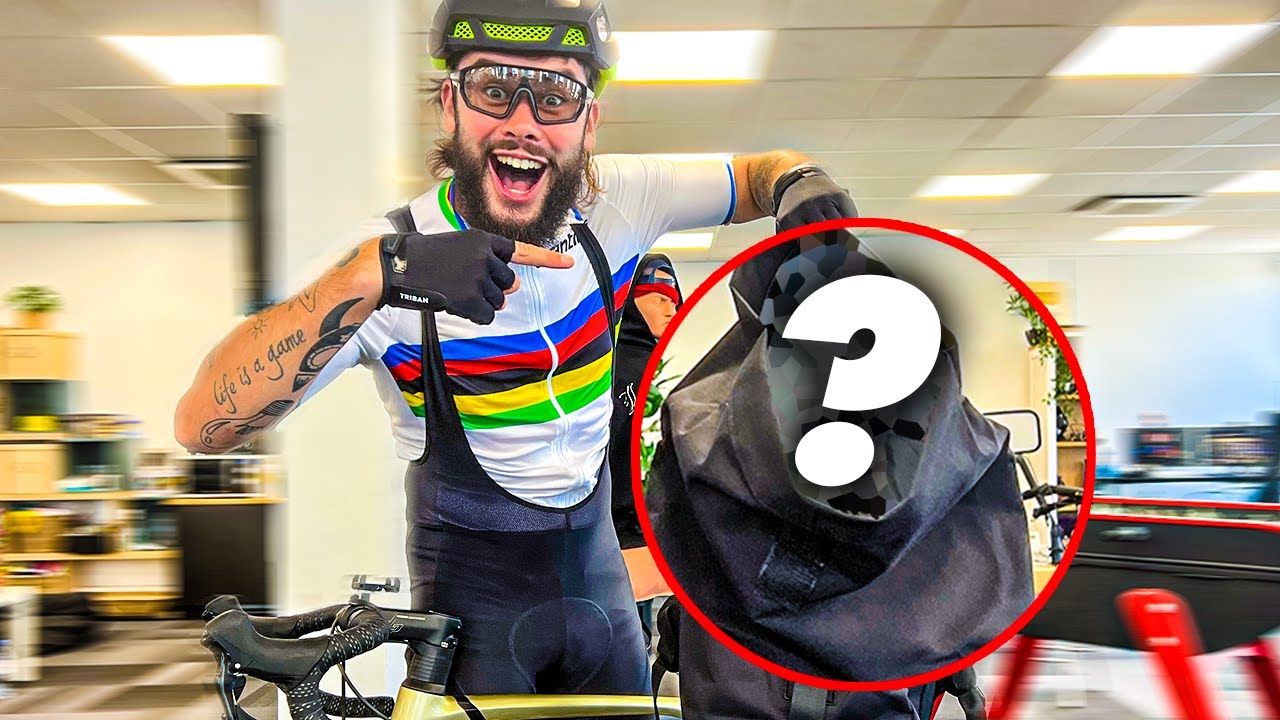 J'ACHETE PLEINS D'ACCESSOIRES DE FOU POUR MON VELO !