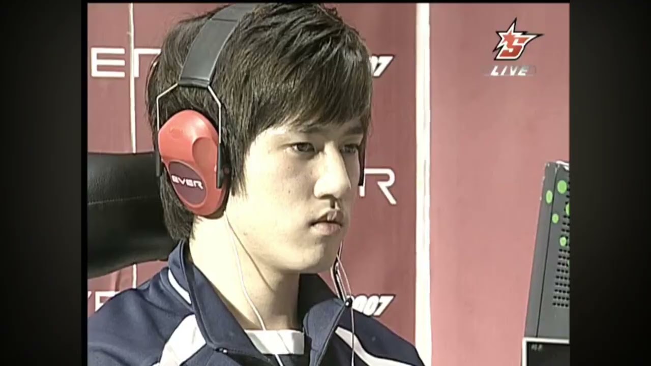 VC: Bisu vs SaviOr: Bisu revolutionizes PvZ FOREVER: OSL VenomousClassic #BW #StarCraft