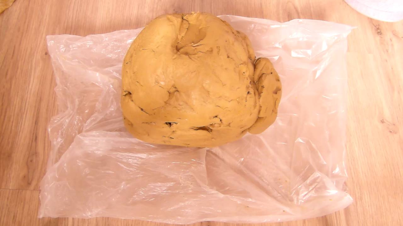 Harde klei weer zacht maken