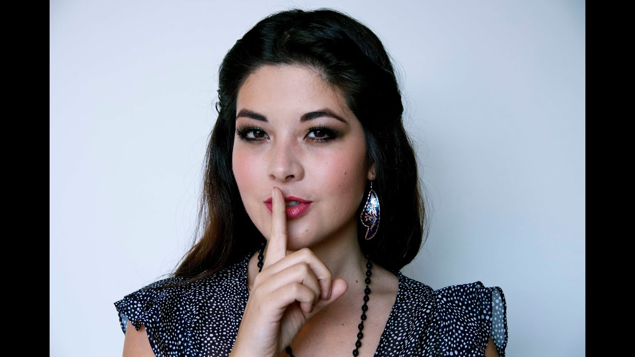 Aria Montgomery, maquillaje inspirado en la serie Pretty Little Liars